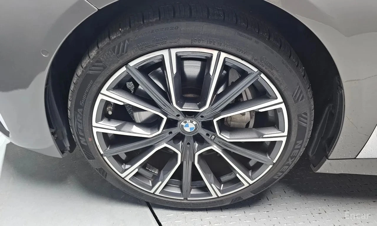 BMW 745 * 745Le iPerformance M Sport * ФИКСИРАНА ЦЕНА* , снимка 5 - Автомобили и джипове - 56104157