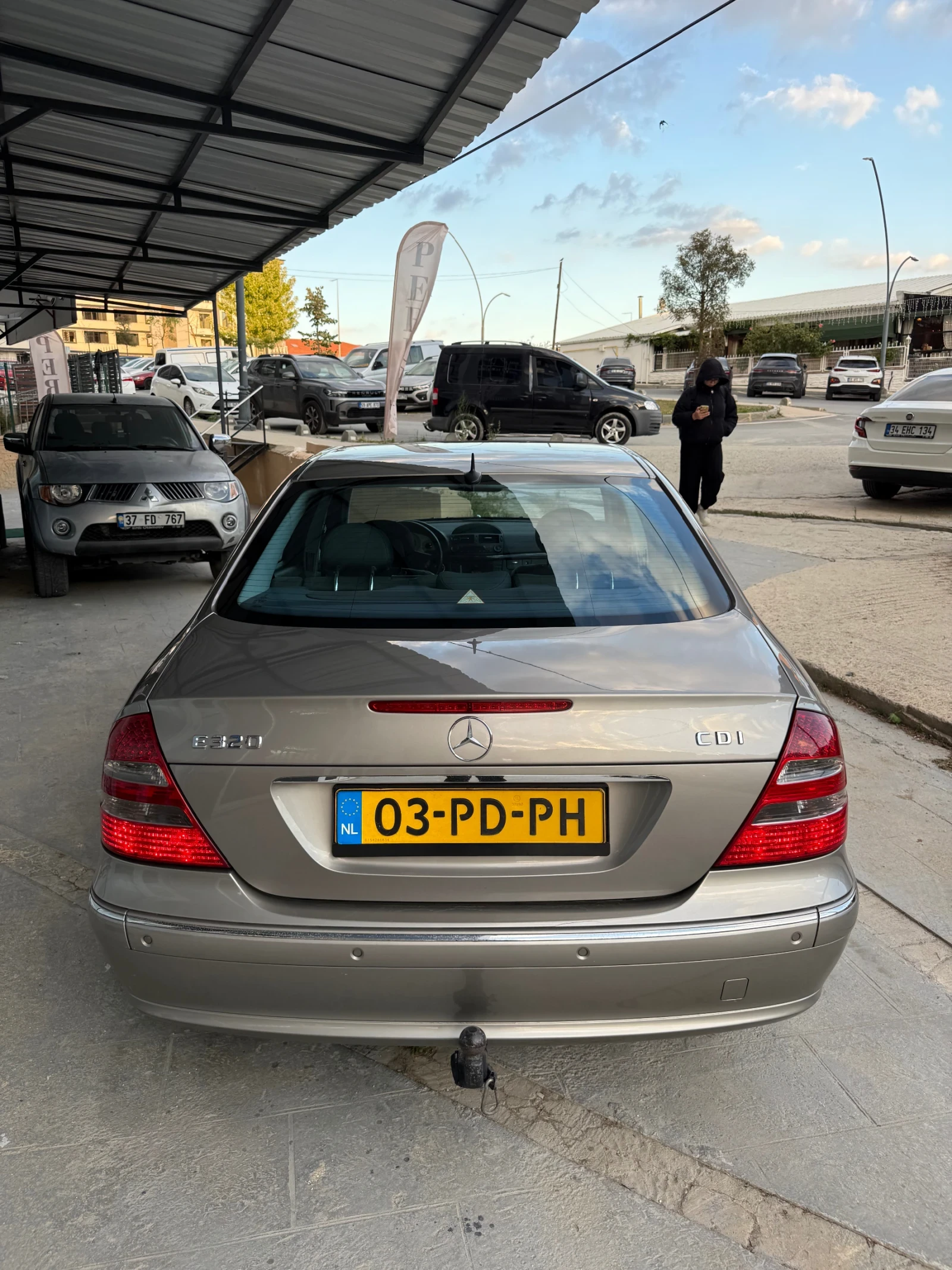 Mercedes-Benz 320 CDI, снимка 4 - Автомобили и джипове - 56217653