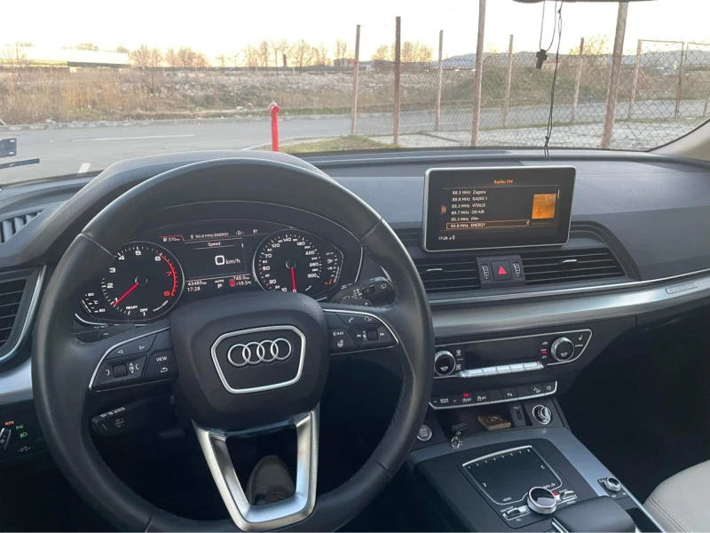 Audi Q5 2.0 TFSI, снимка 10 - Автомобили и джипове - 47861594