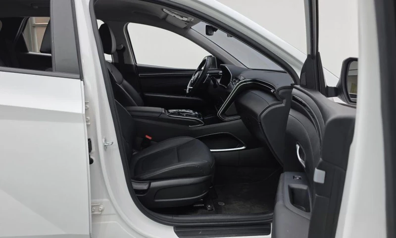 Hyundai Tucson Diesel 2.0 2WD Modern * НАЙ-ДОБРА ЦЕНА В БЪЛГАРИЯ*, снимка 11 - Автомобили и джипове - 52046213