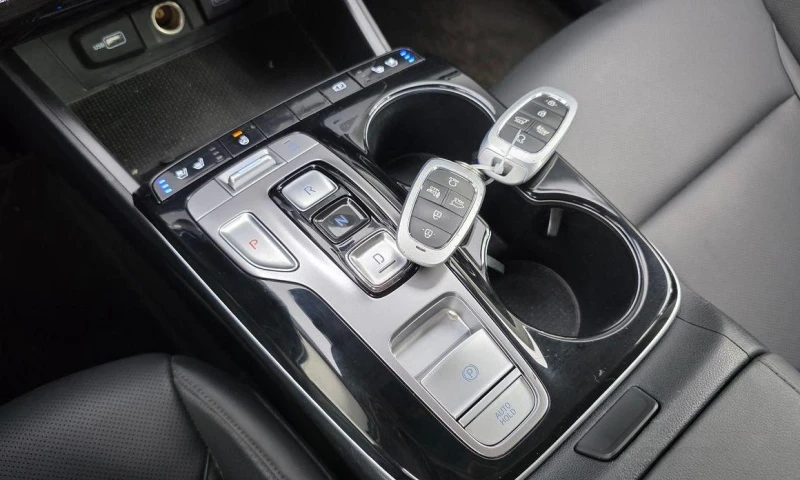 Hyundai Tucson Diesel 2.0 2WD Modern * НАЙ-ДОБРА ЦЕНА В БЪЛГАРИЯ*, снимка 9 - Автомобили и джипове - 52046213