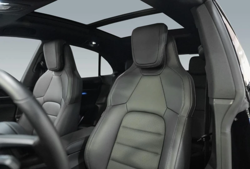 Porsche Macan 4 ELECTRIC/SPORT CHRONO/BOSE/HEAD UP/PANO/, снимка 9 - Автомобили и джипове - 53175777