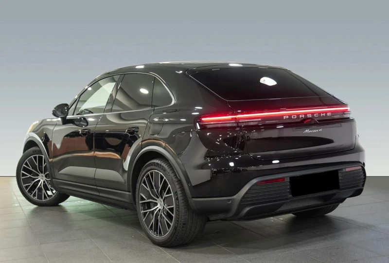 Porsche Macan 4 ELECTRIC/SPORT CHRONO/BOSE/HEAD UP/PANO/, снимка 4 - Автомобили и джипове - 53175777