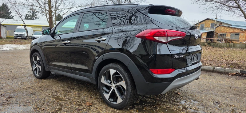 Hyundai Tucson 1.6 T.GDI * 4WD* VERTEX* KEYLESS* ПАНОРАМА* ШВЕЙЦА, снимка 7 - Автомобили и джипове - 53396544
