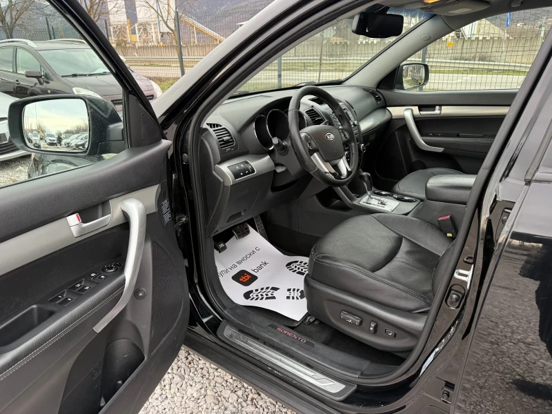 Kia Sorento 2.2CRDi ВСИЧКИ ЕКСТРИ, снимка 9 - Автомобили и джипове - 53442195