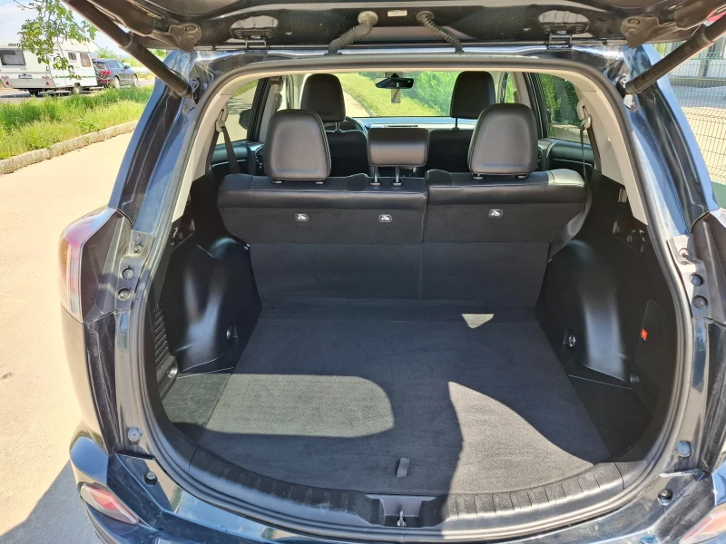 Toyota Rav4 2, 5i 4х4 фейслифт - 38900 лв. - 86442311 | Car24.bg