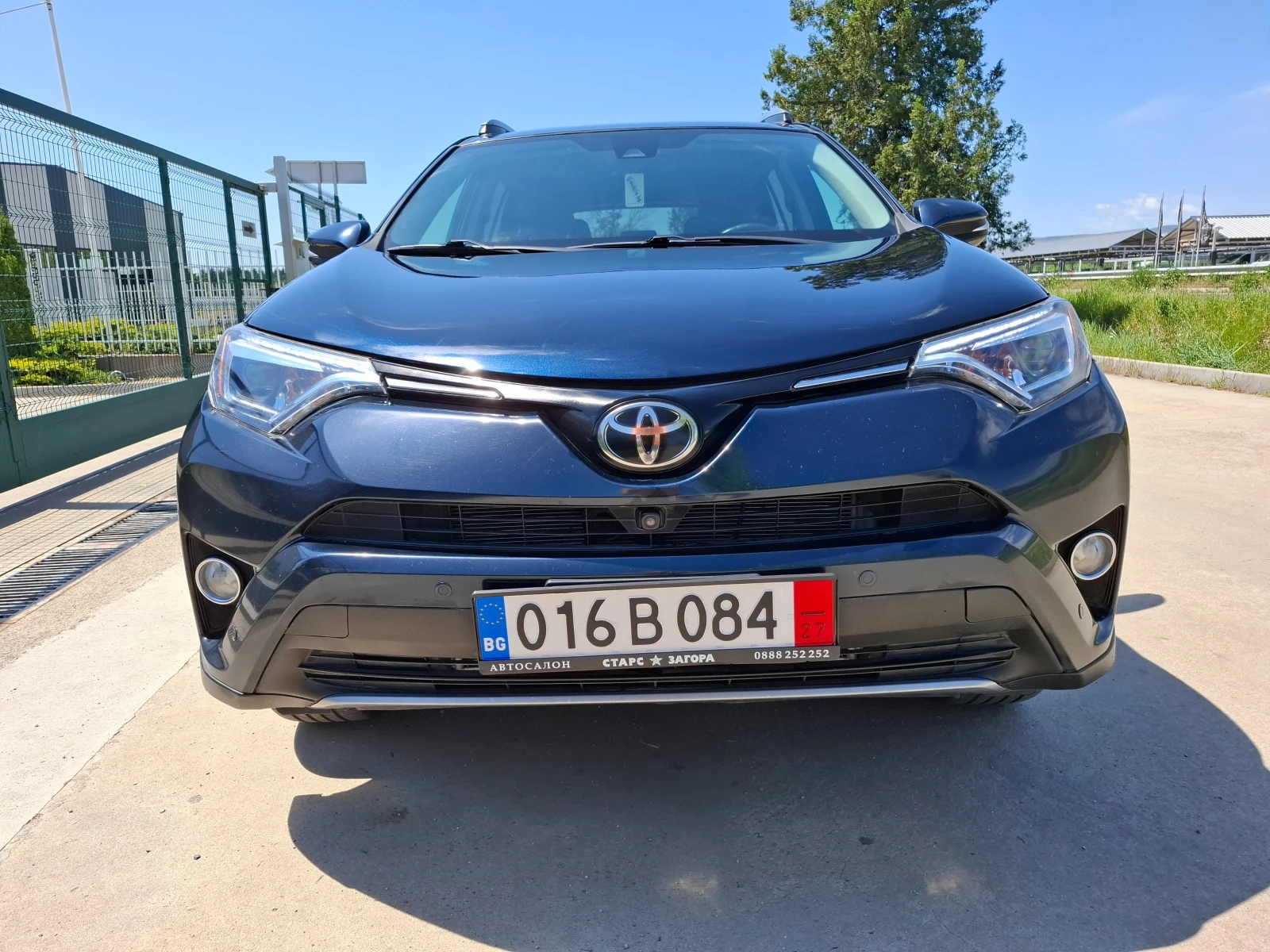 Toyota Rav4 2, 5i  4х4 фейслифт  - изображение 2