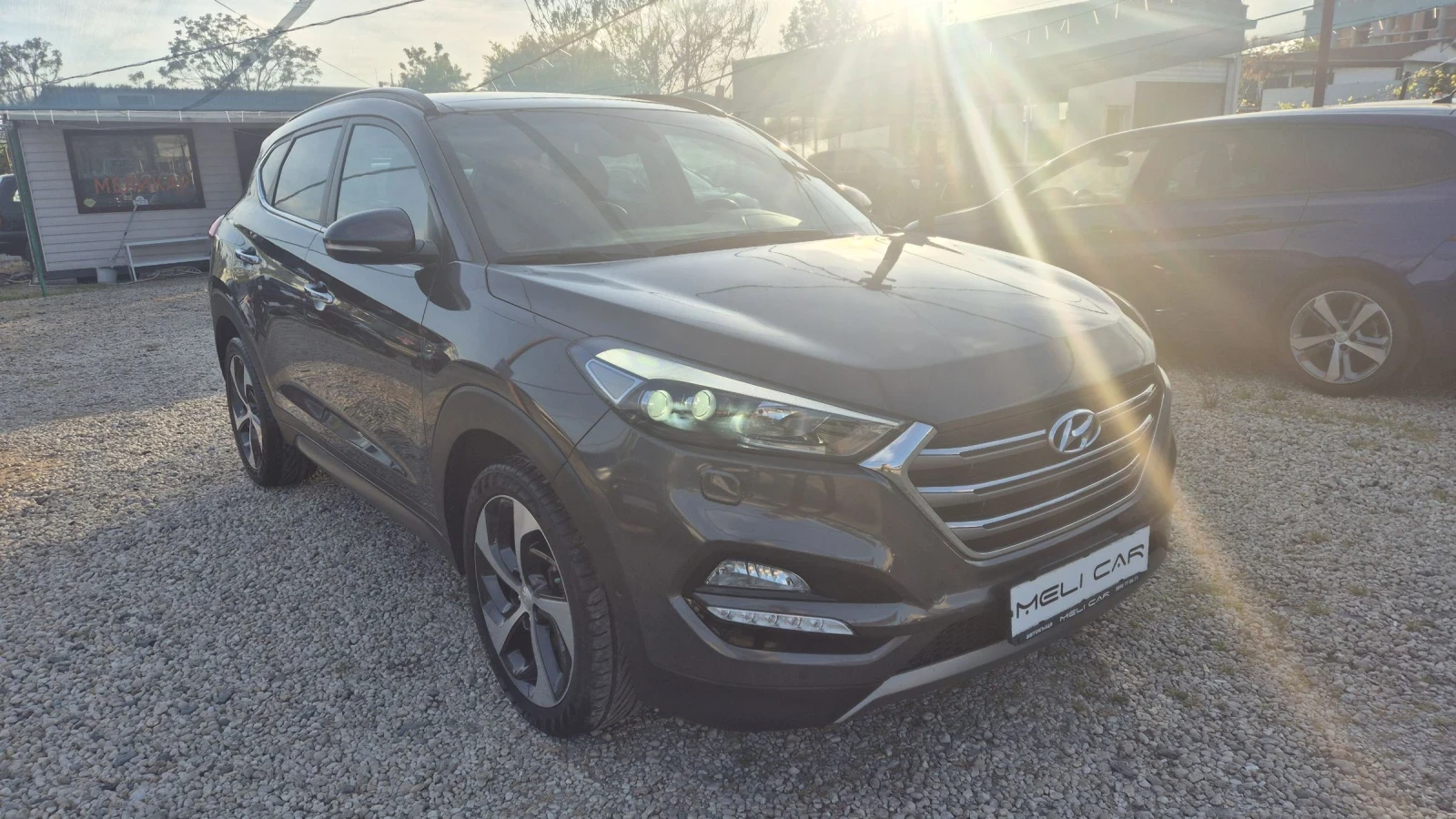 Hyundai Tucson 2.0CRDI FULL ОБДУХВАНЕ ПАНОРАМА 4Х4 ЛИЗИНГ ВИДЕО  - изображение 3