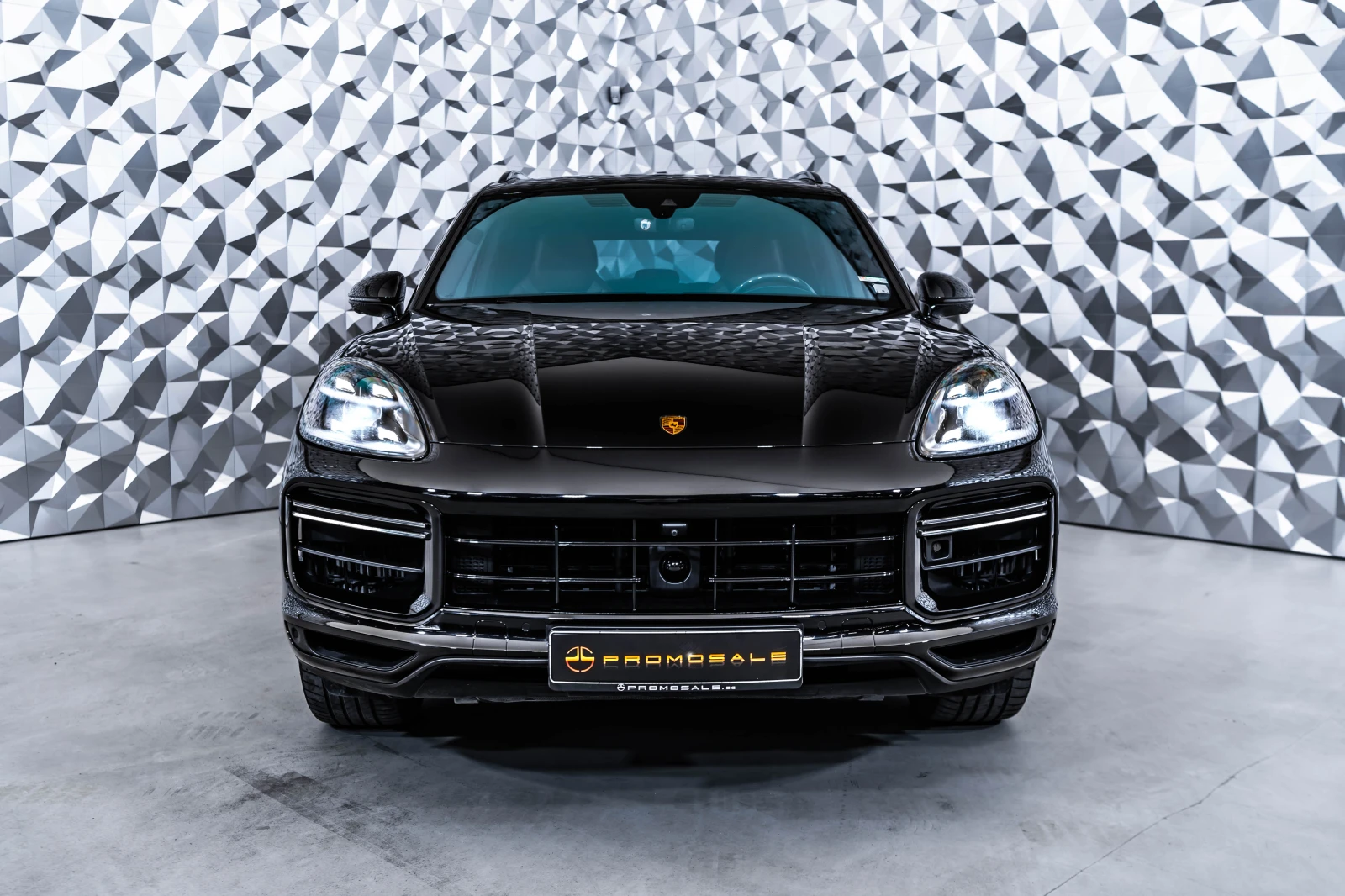 Porsche Cayenne Turbo* Ceramic* Sport Chrono* Pano*  - изображение 2