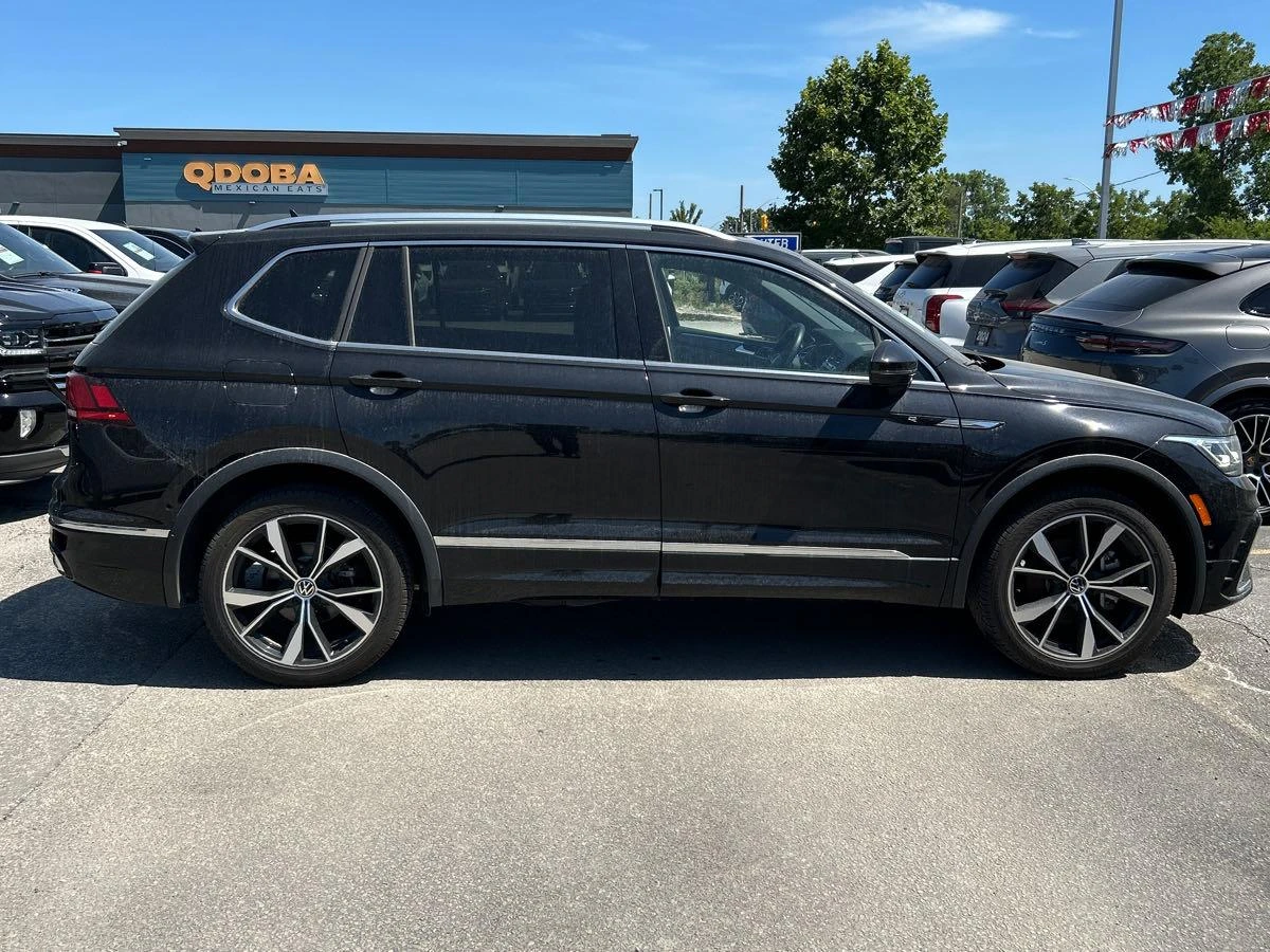 VW Tiguan Highline R-Line* Авто финансиране* Карфакс - изображение 3
