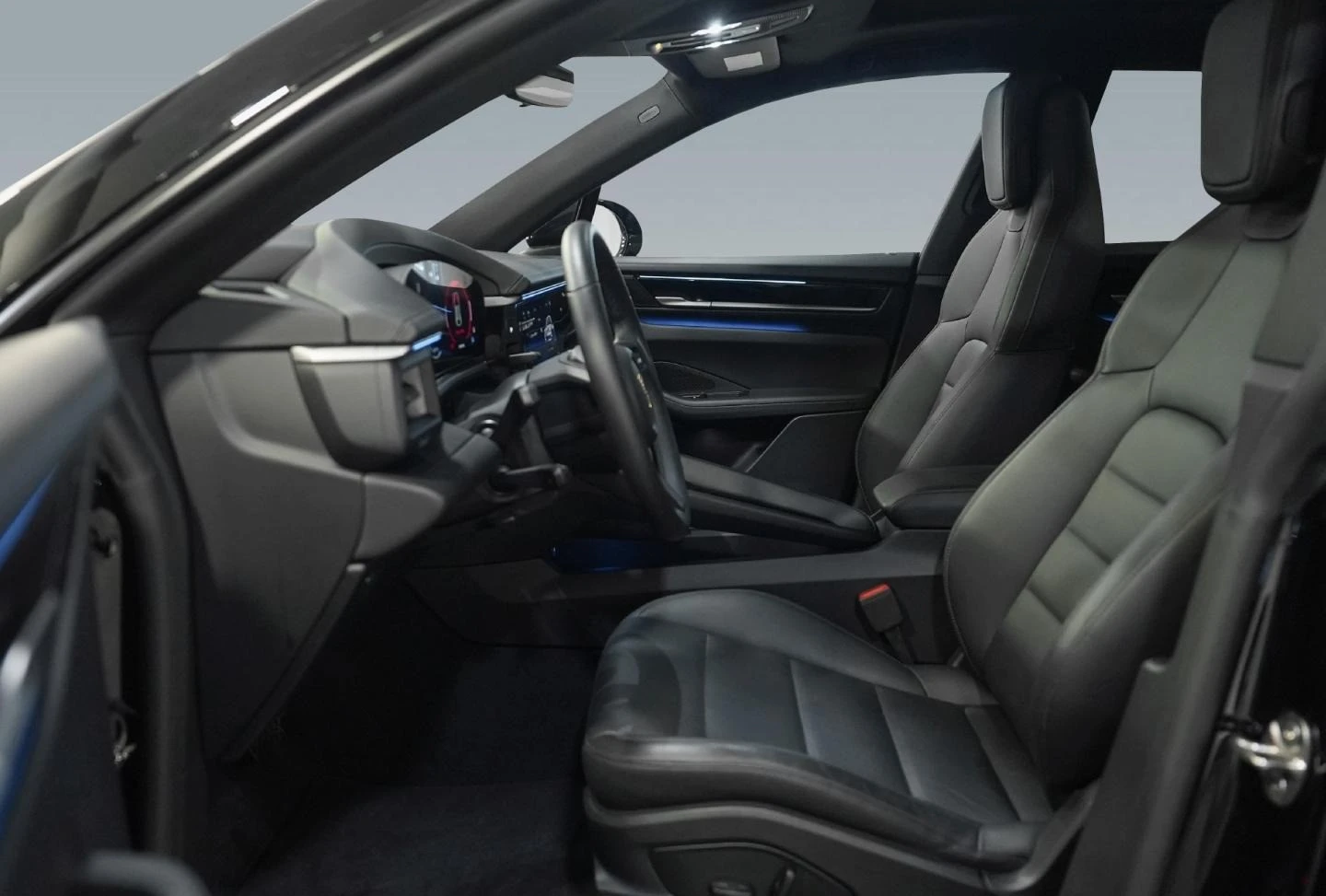 Porsche Macan 4 ELECTRIC/SPORT CHRONO/BOSE/HEAD UP/PANO/ - изображение 8