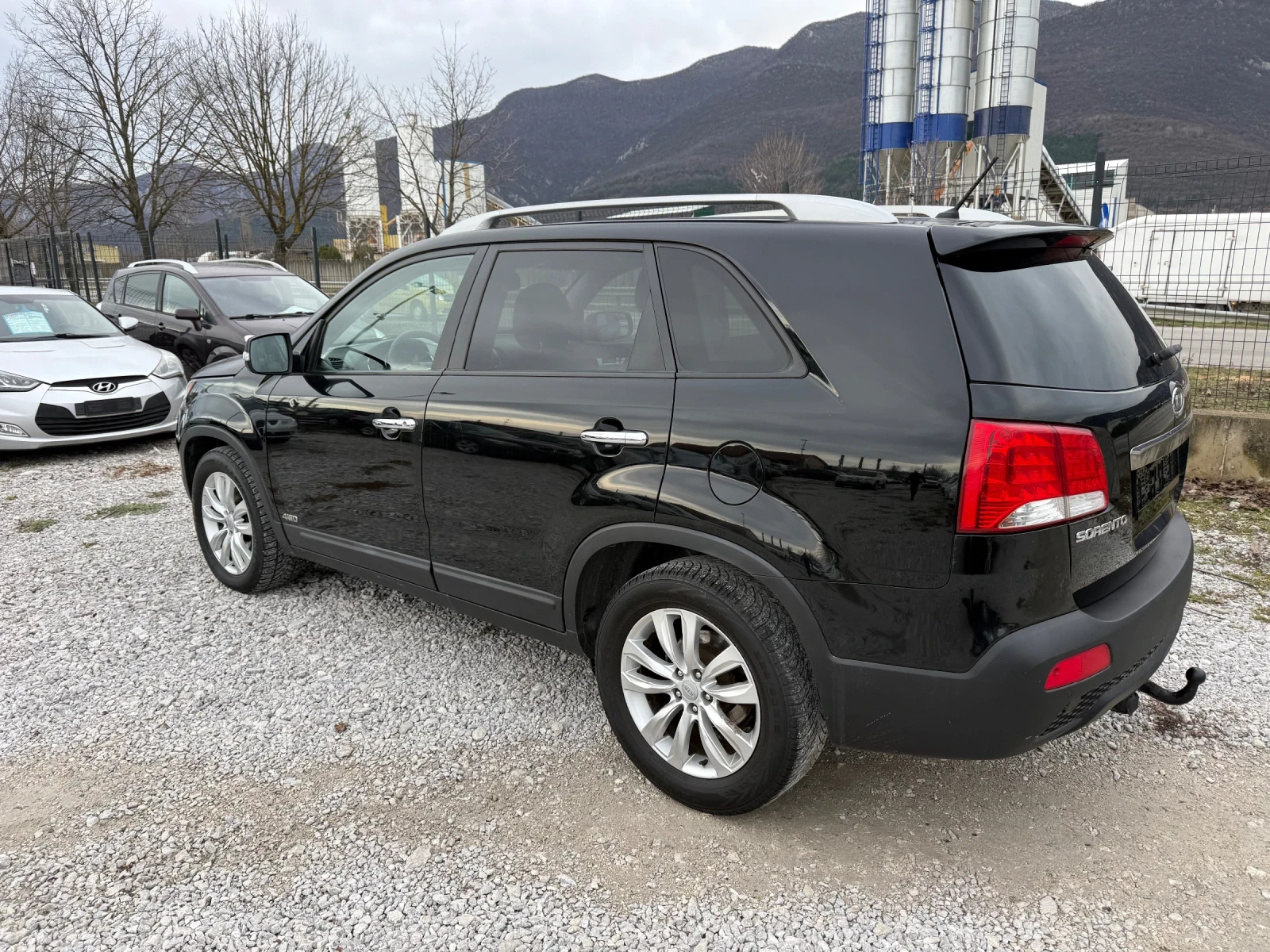 Kia Sorento 2.2CRDi ВСИЧКИ ЕКСТРИ - изображение 8