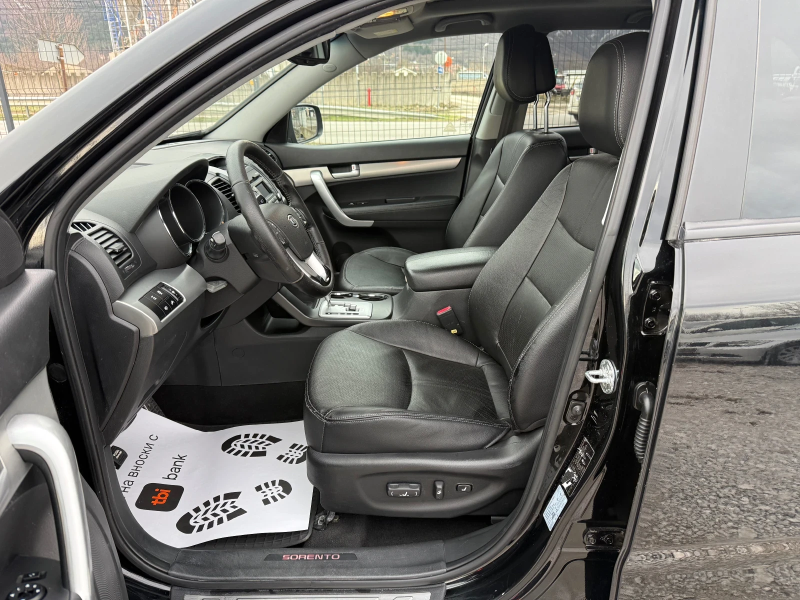 Kia Sorento 2.2CRDi ВСИЧКИ ЕКСТРИ - изображение 10