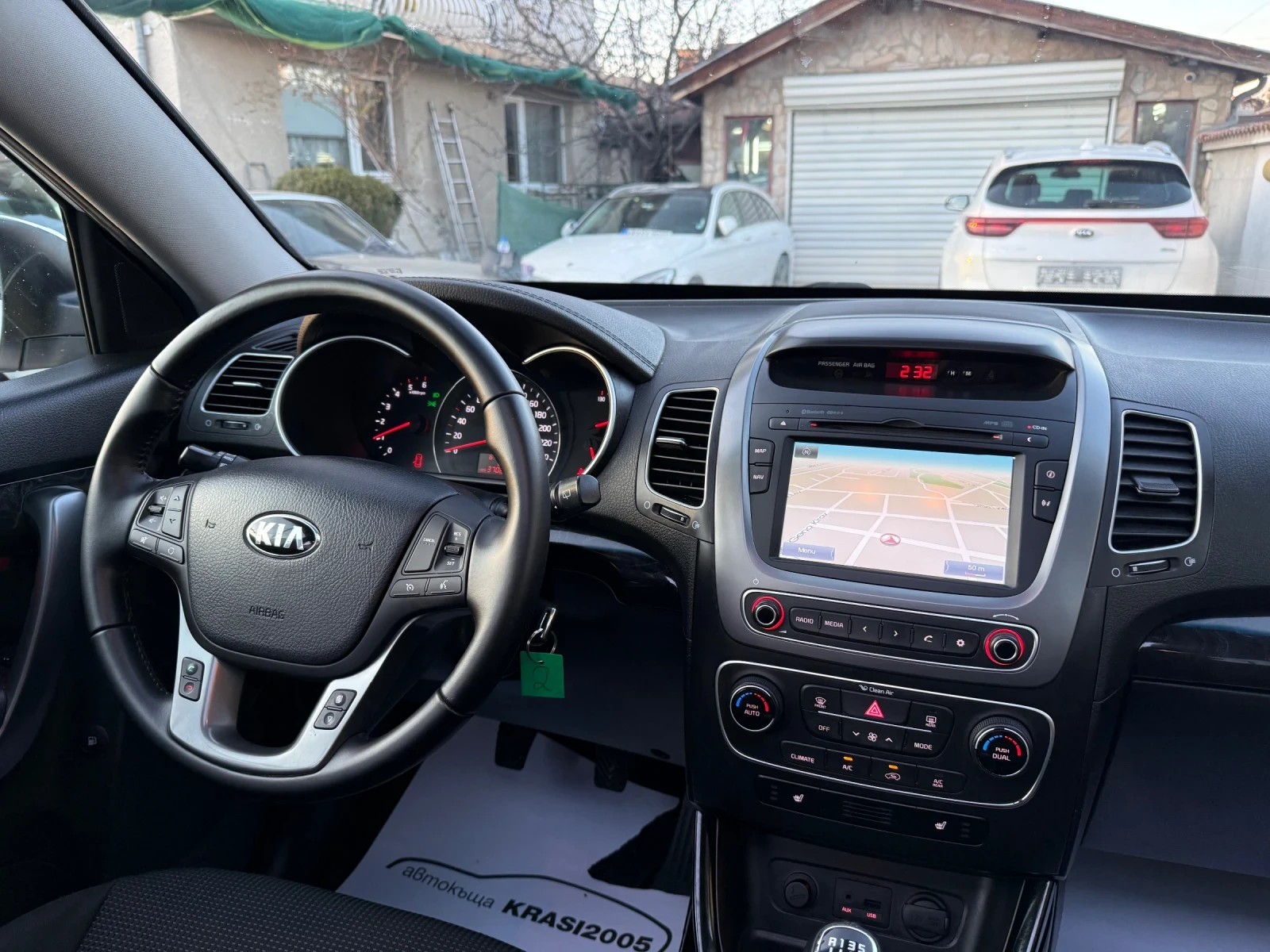 Kia Sorento 2.0CRDI FACELIFT NAVI PANORAMA , снимка 11 - Автомобили и джипове - 53841449