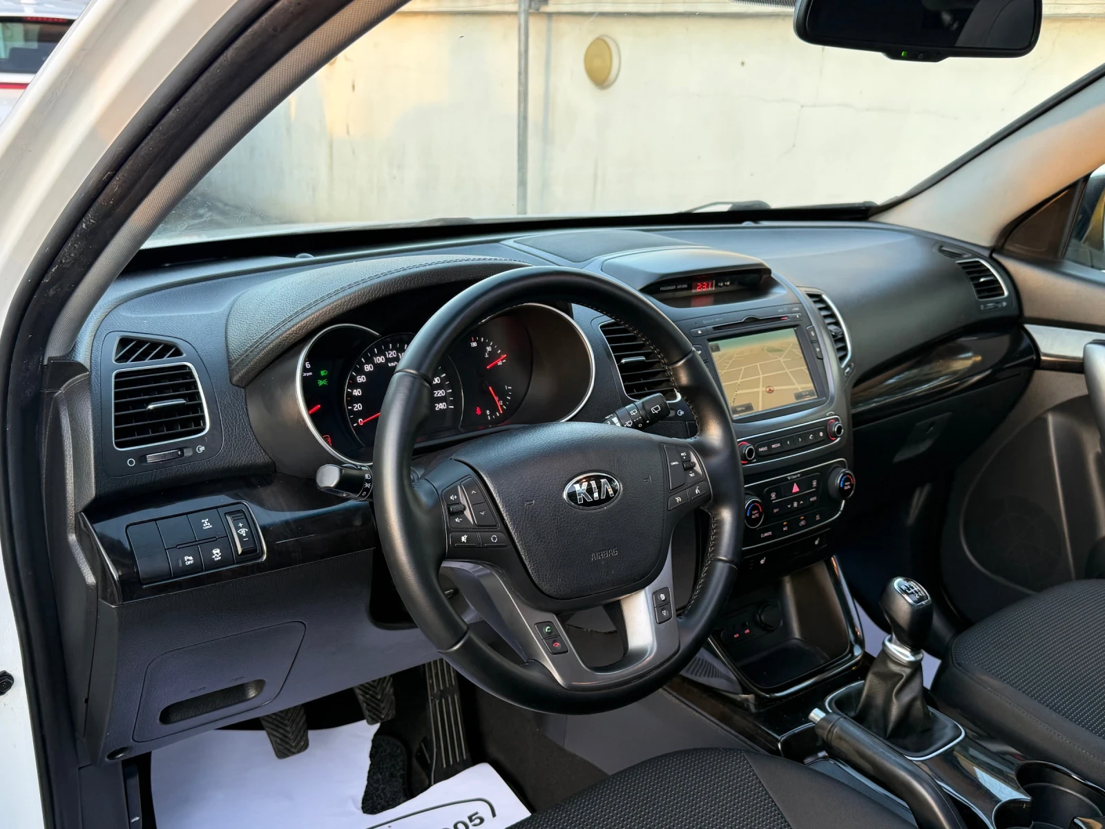 Kia Sorento 2.0CRDI FACELIFT NAVI PANORAMA , снимка 8 - Автомобили и джипове - 53841449