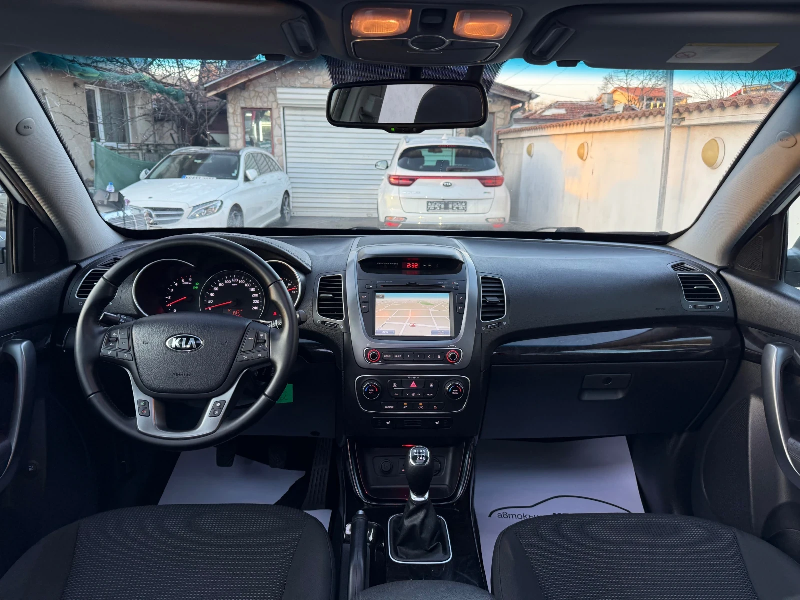 Kia Sorento 2.0CRDI FACELIFT NAVI PANORAMA , снимка 10 - Автомобили и джипове - 53841449