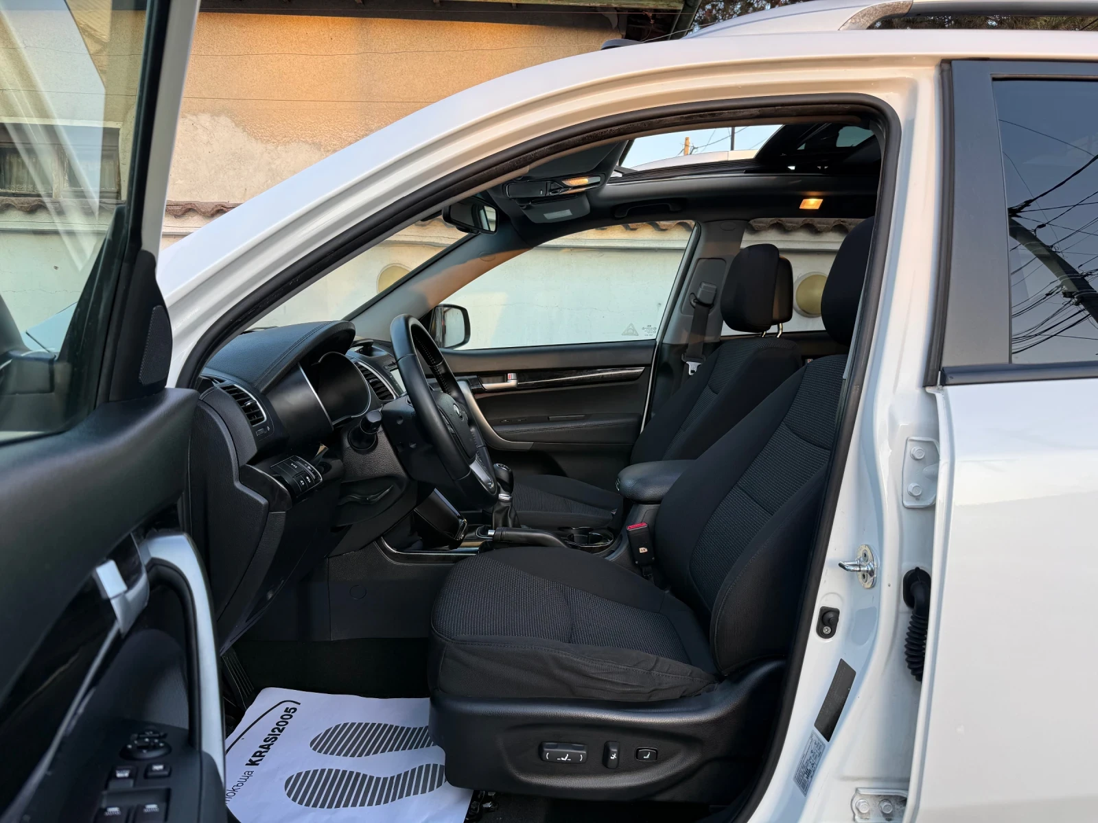 Kia Sorento 2.0CRDI FACELIFT NAVI PANORAMA , снимка 7 - Автомобили и джипове - 53841449