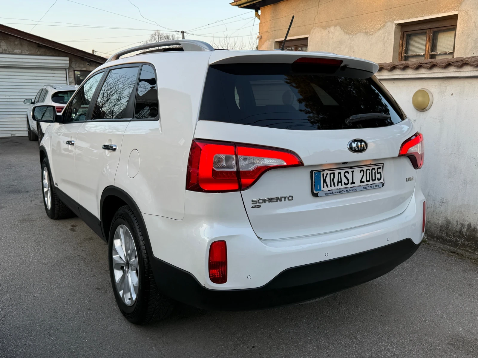 Kia Sorento 2.0CRDI FACELIFT NAVI PANORAMA , снимка 4 - Автомобили и джипове - 53841449
