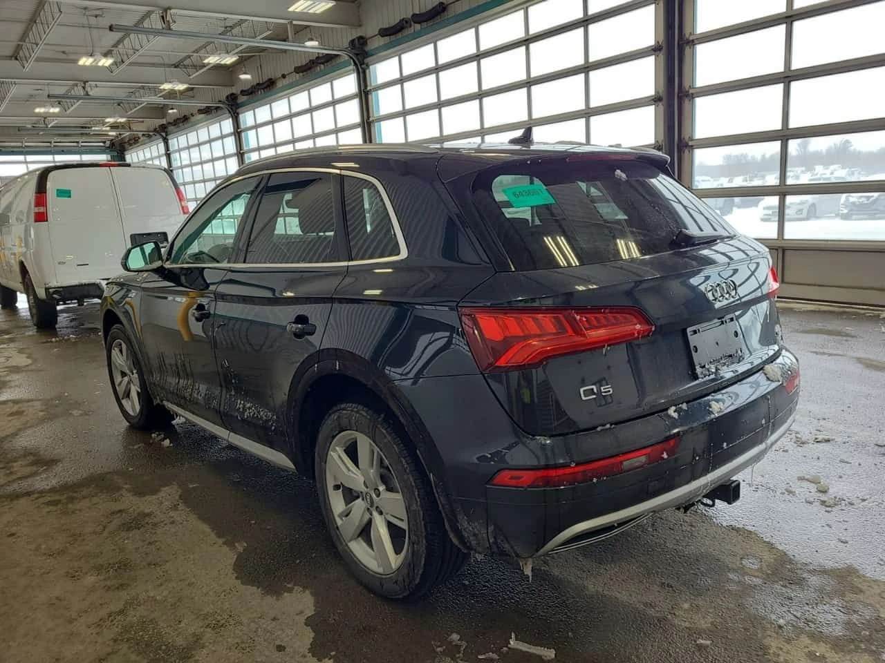 Audi Q5 * PRESTIGE * ПАНО * ПОДГРЕВИ * 360 * CARFAX , снимка 4 - Автомобили и джипове - 54129237