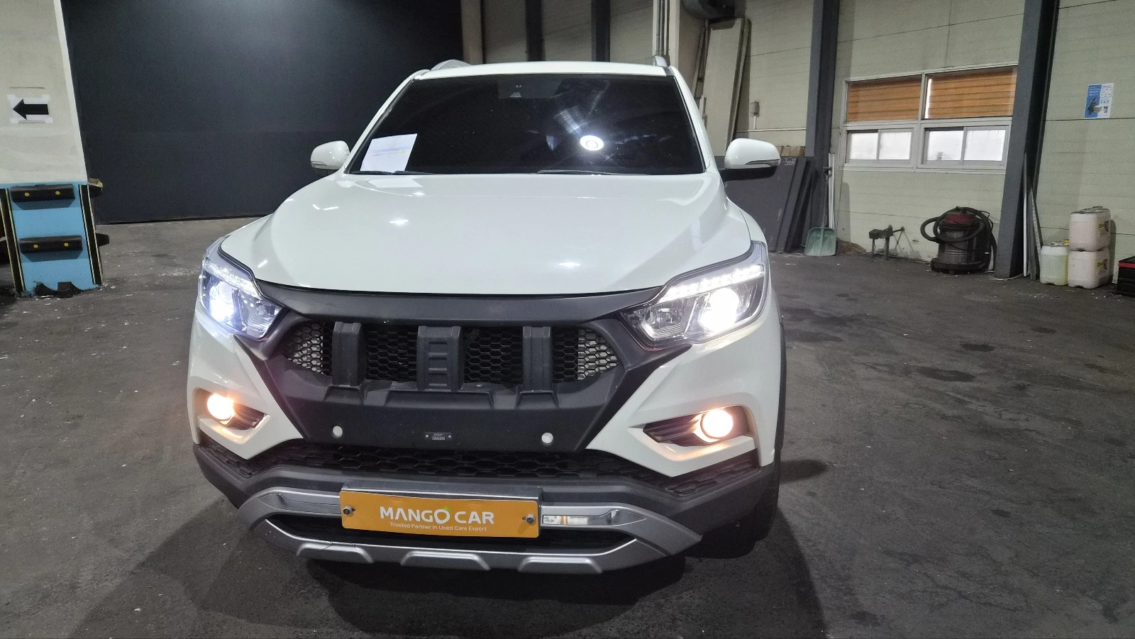 SsangYong Rexton SportKhan-ОЧАКВАН ВНОС!, снимка 2 - Автомобили и джипове - 54339914