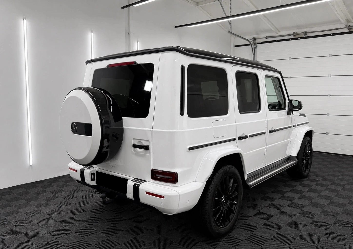 Mercedes-Benz G 400 d AMG-Line, снимка 4 - Автомобили и джипове - 54409563