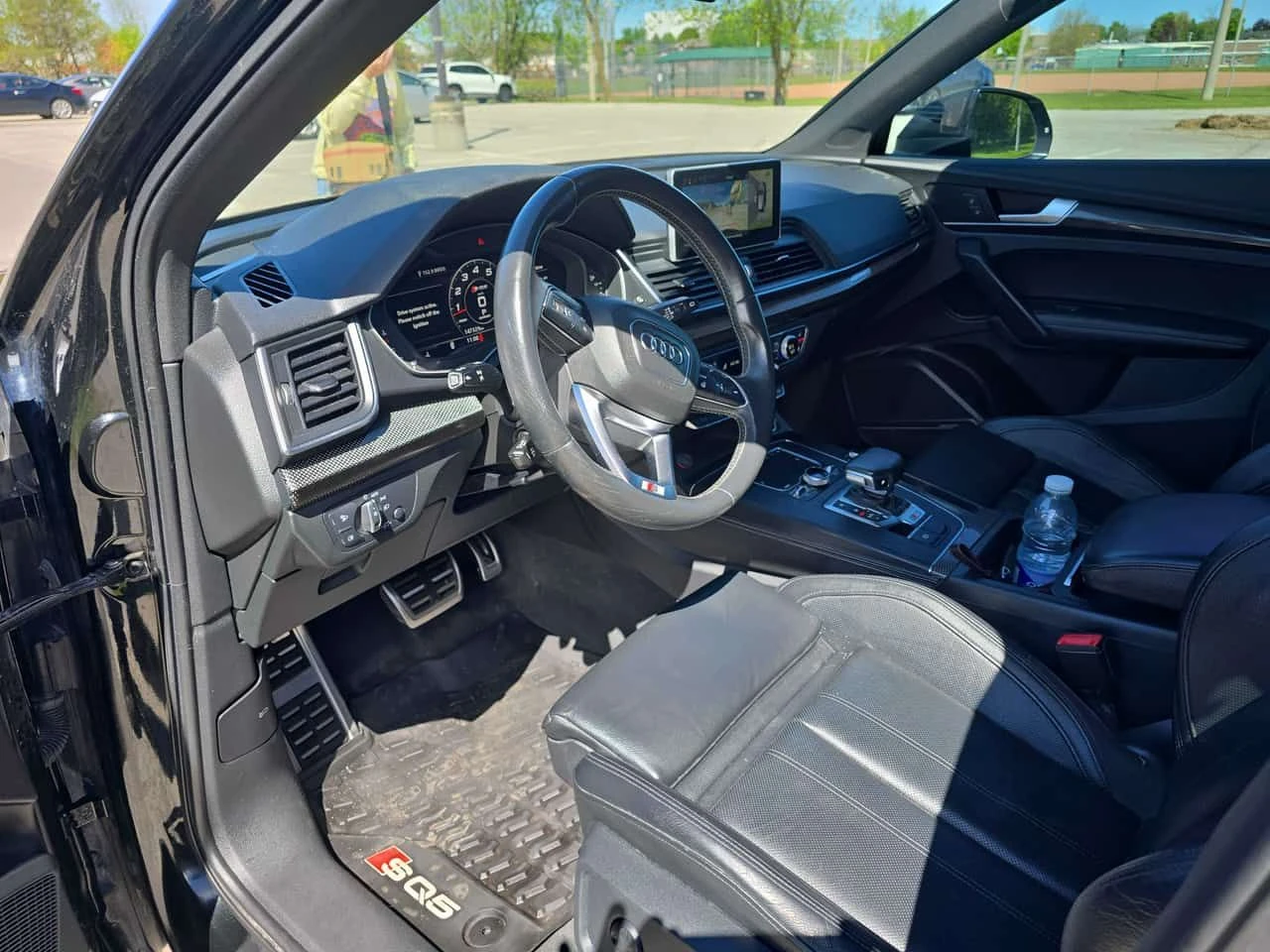 Audi SQ5 * Technik * B&O * PANO * ОБДУХВАНЕ *  360 * CARFAX, снимка 5 - Автомобили и джипове - 54623780