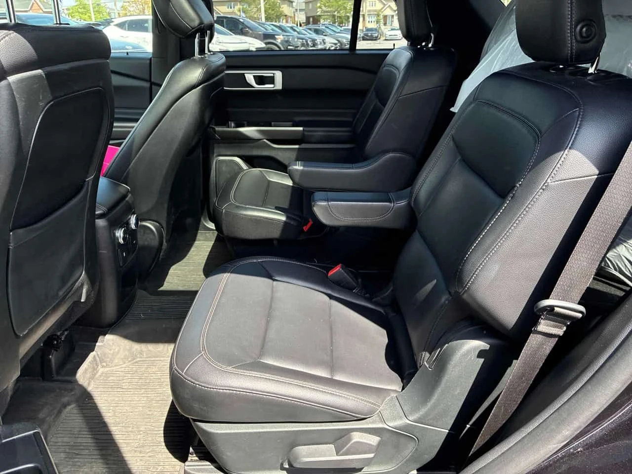 Ford Explorer XLT/ПАНОРАМА/ДИСТРОНИК/ПОДГРЕВИ/ВТОРИ ГУМИ, снимка 11 - Автомобили и джипове - 54630995