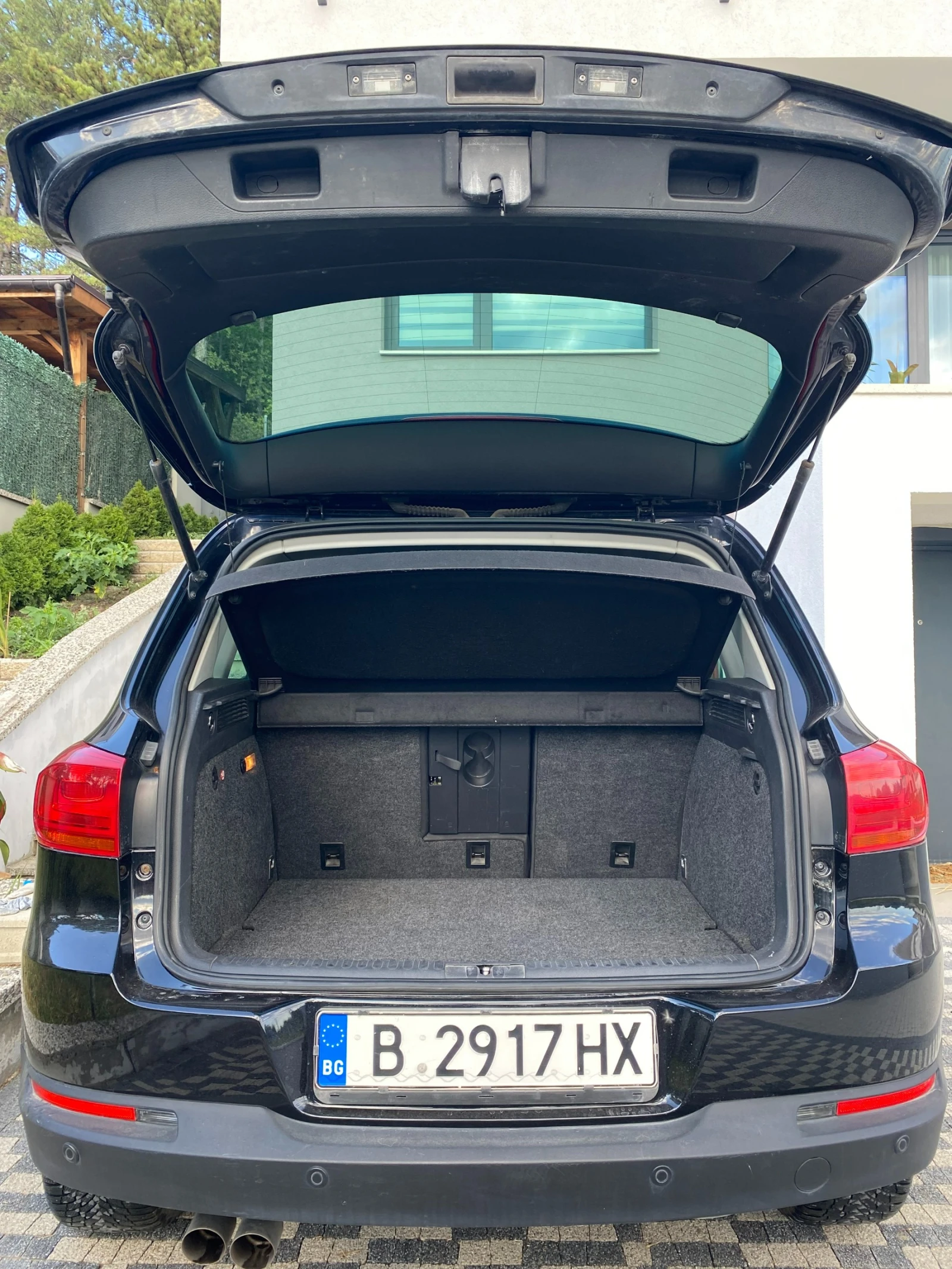 VW Tiguan, снимка 5 - Автомобили и джипове - 54706791