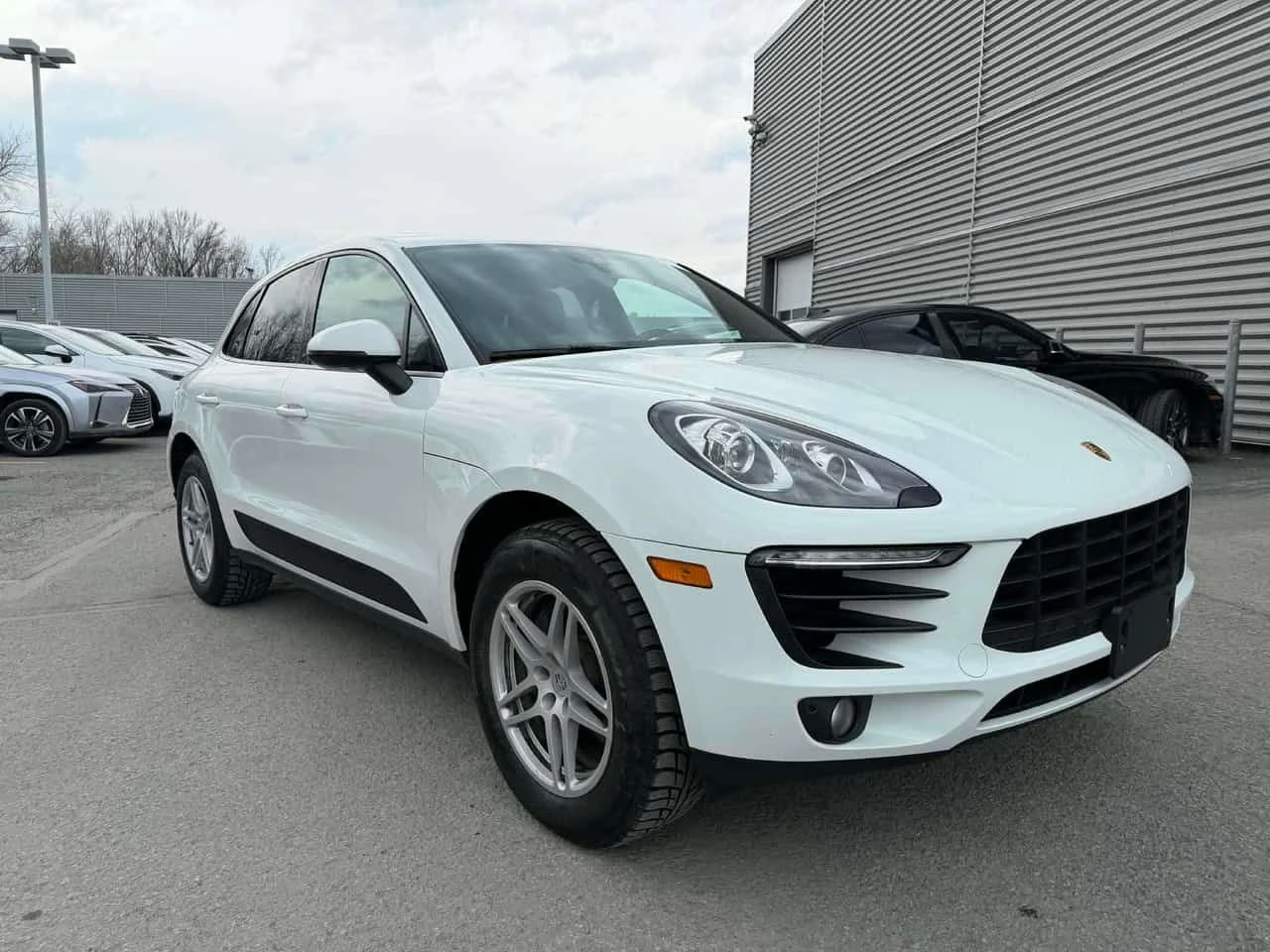 Porsche Macan * AWD * ПАНОРАМА * ПОДГРЕВ * ОБДУХВАНЕ * 