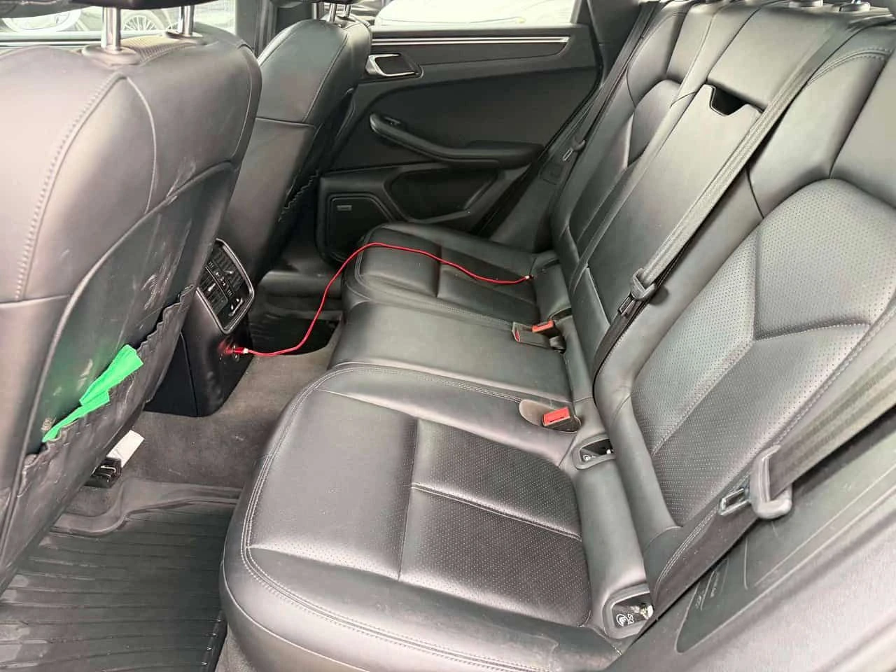 Porsche Macan * AWD * ПАНОРАМА * ПОДГРЕВ * ОБДУХВАНЕ * , снимка 10 - Автомобили и джипове - 54723779