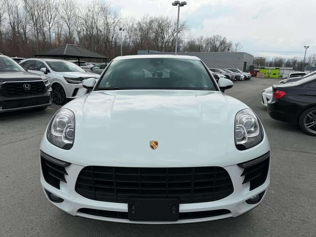 Porsche Macan * AWD * ПАНОРАМА * ПОДГРЕВ * ОБДУХВАНЕ * , снимка 2 - Автомобили и джипове - 54723779