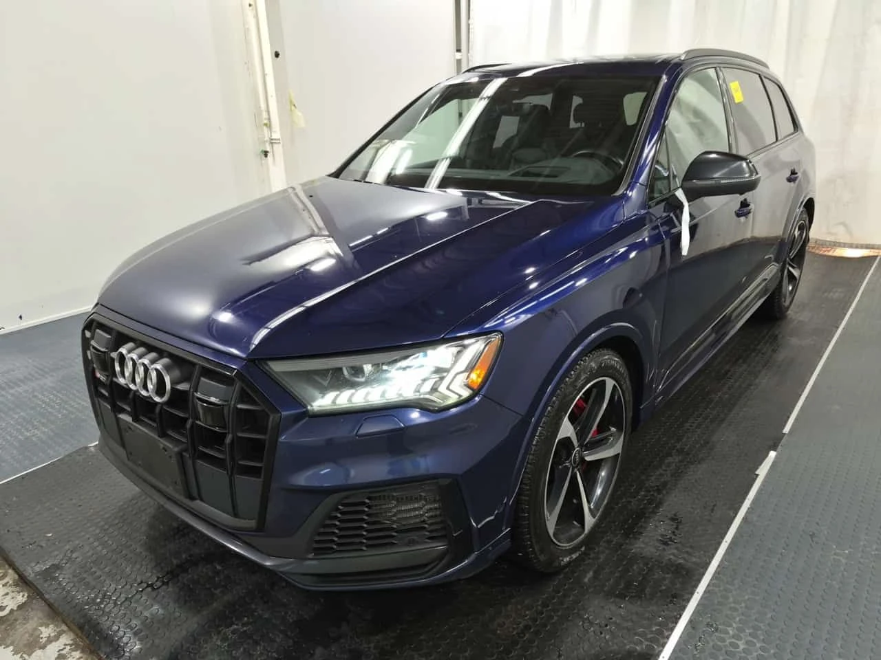 Audi SQ7 * PREMIUM PLUS * CARFAX * ЦЕНА ДО БГ
