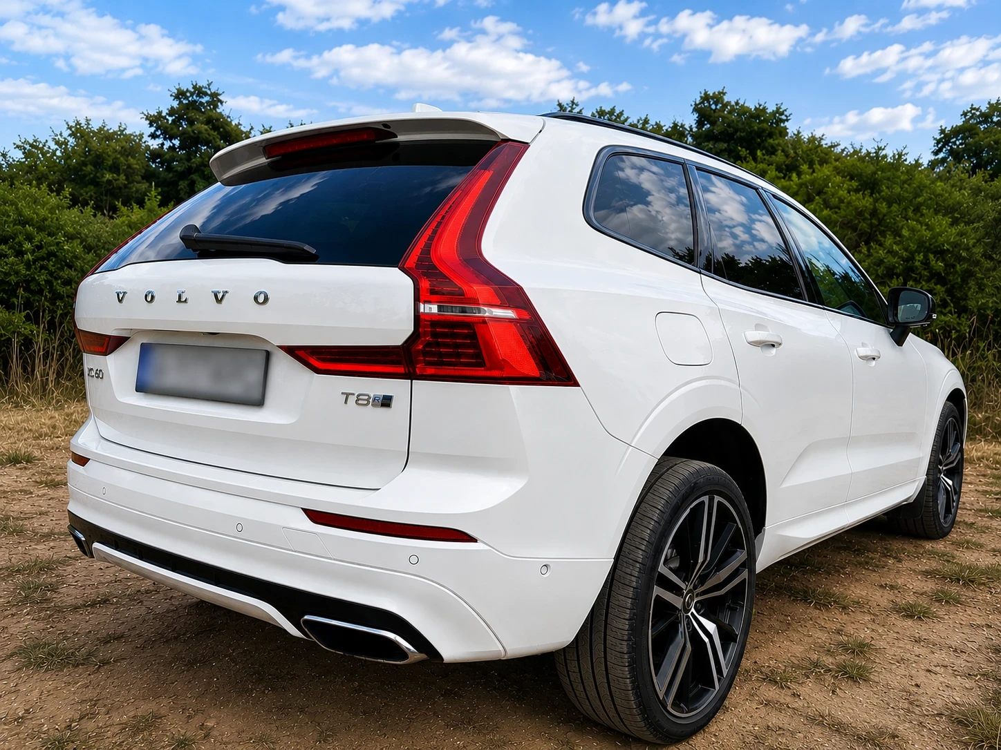 Volvo XC60 Volvo xc60 Plugin Hybrid T8 R-design, снимка 3 - Автомобили и джипове - 55053890