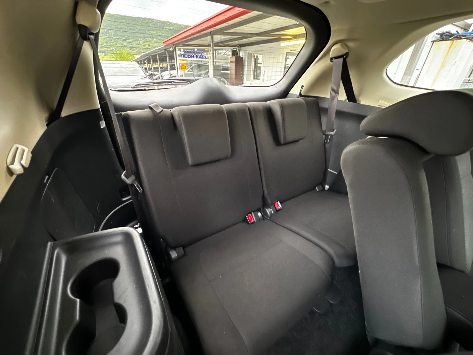 Mitsubishi Outlander 2.2DID 150к.с 4х4 6+ 1, снимка 16 - Автомобили и джипове - 55215587