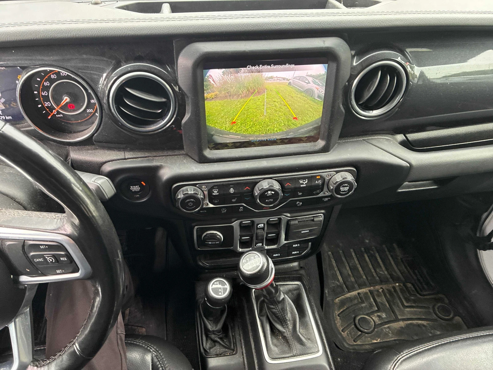 Jeep Wrangler * Unlimited Altitude * CARFAX * АВТОКРЕДИТ * , снимка 9 - Автомобили и джипове - 55949288