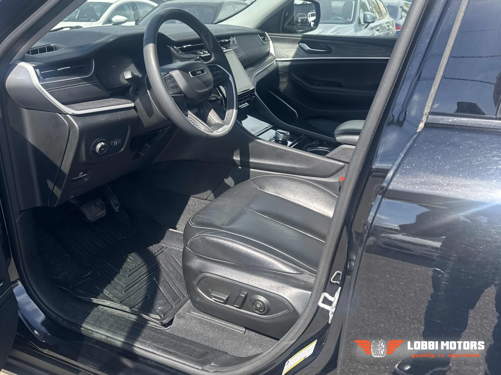 Jeep Grand cherokee, снимка 3 - Автомобили и джипове - 56102743