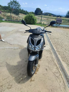 Aprilia 200 Sportcity 200, снимка 2