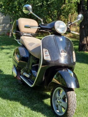     Vespa GTS 125 