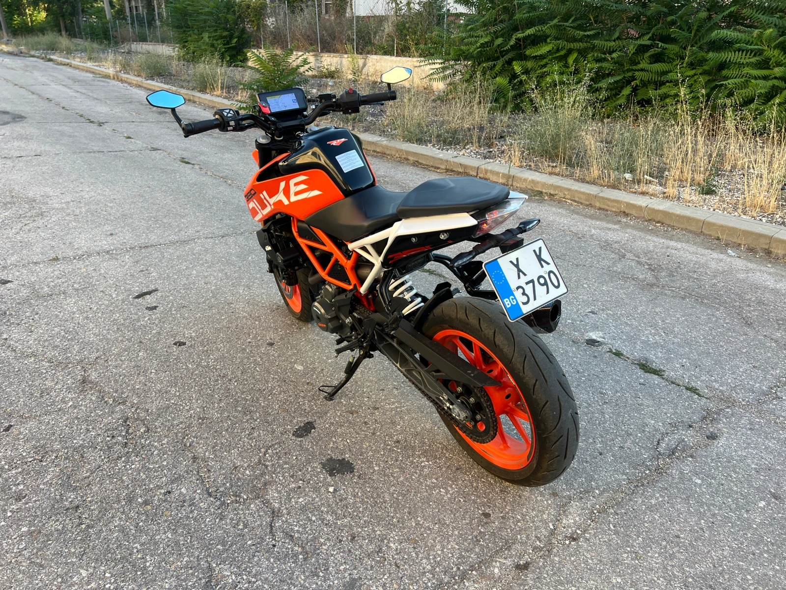 Ktm Duke 390 - изображение 8