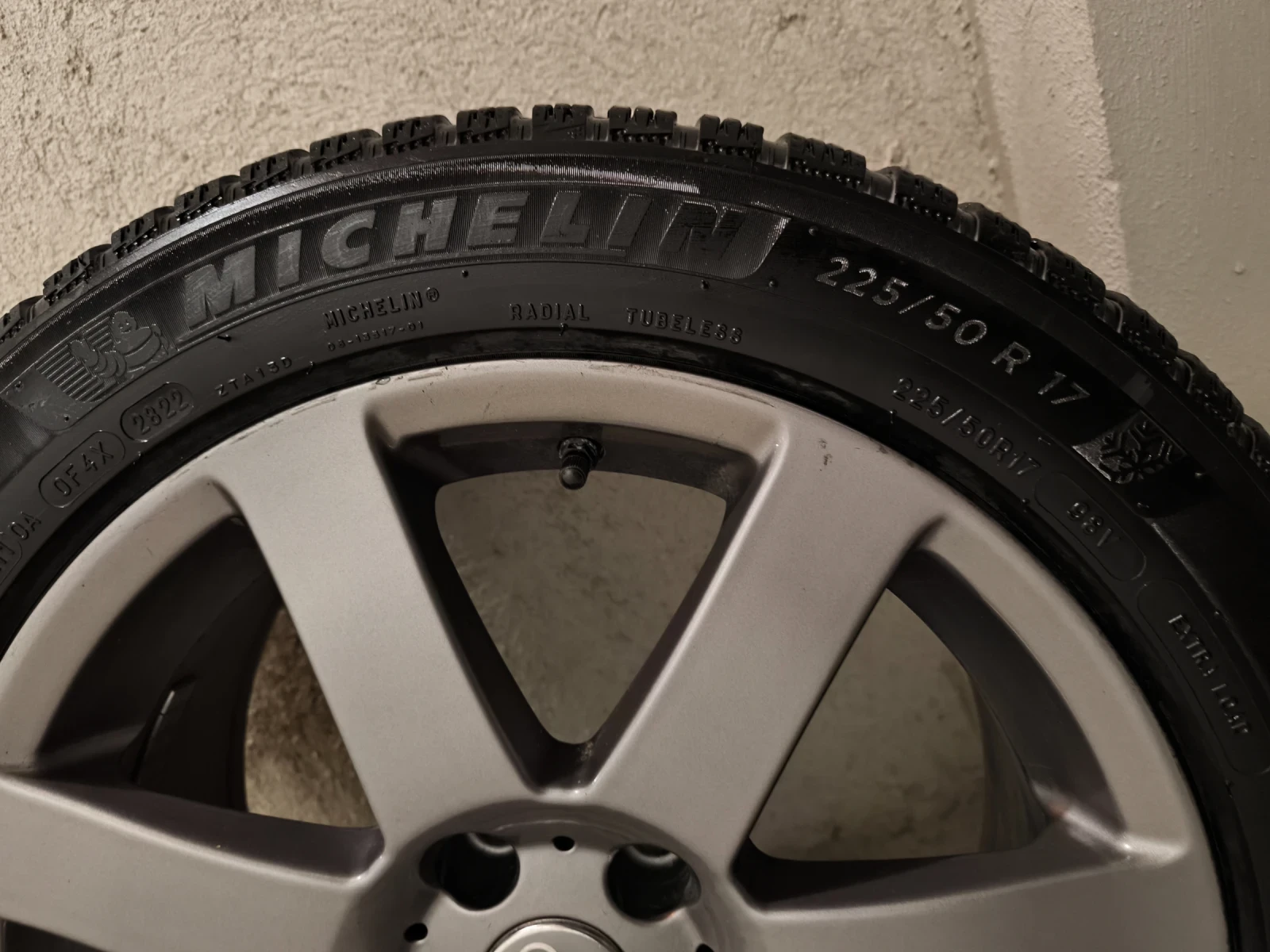 ���� � ������ 225/50R17 �� Audi A4 | Mobile.bg � ����������� 5