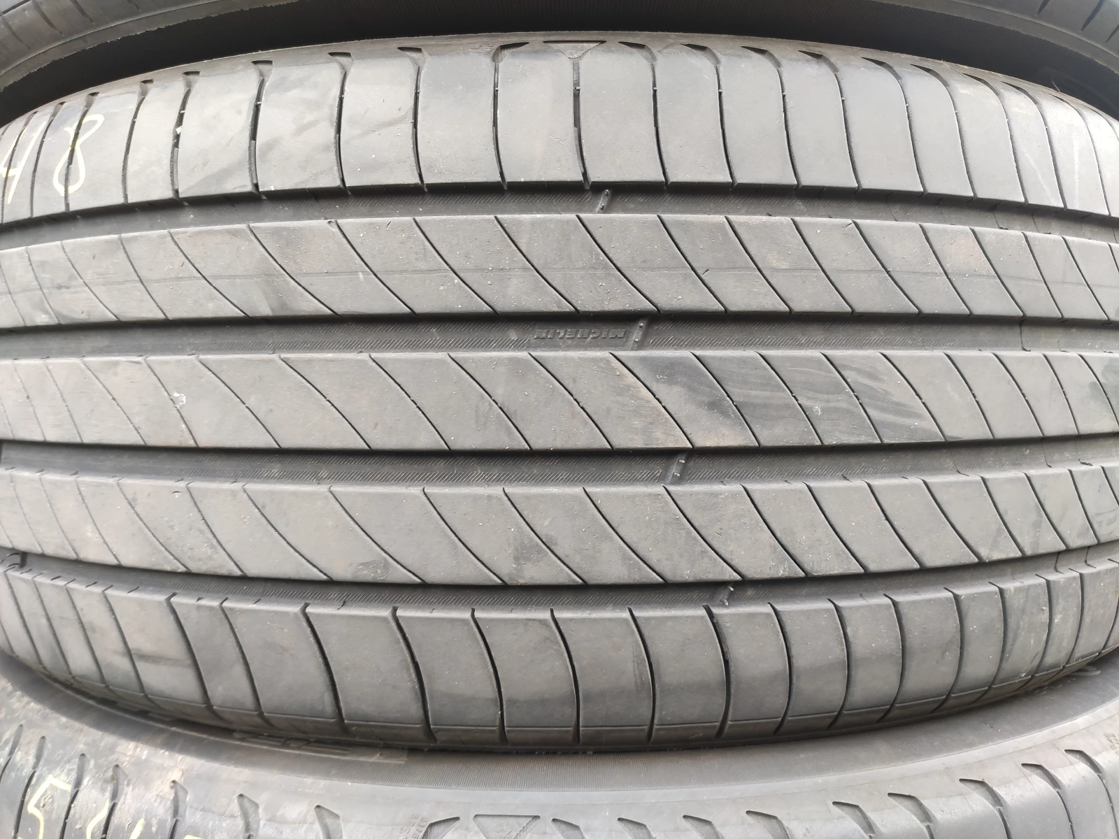  235/55R19 | Mobile.bg   3