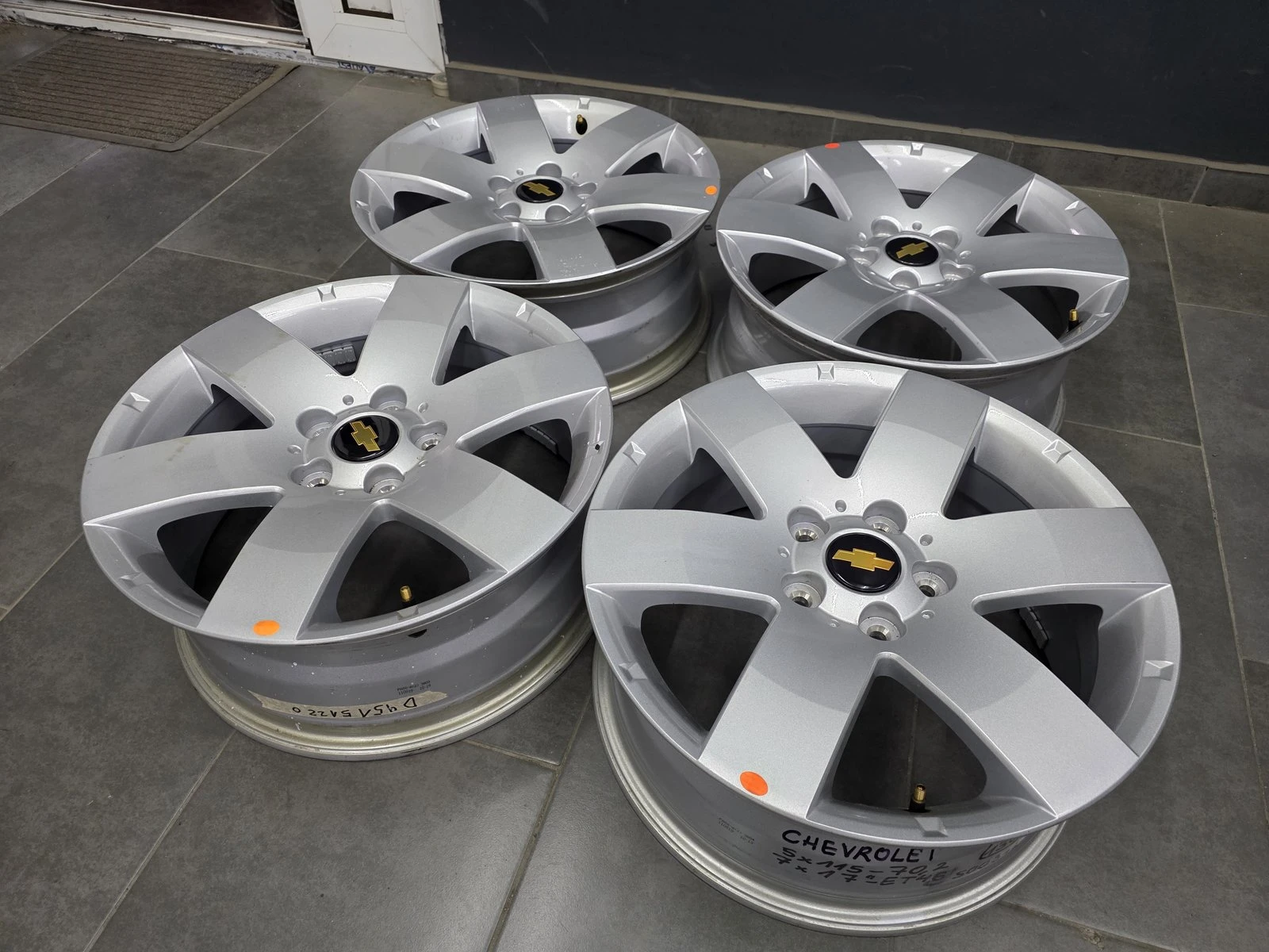������ �� Chevrolet | Mobile.bg � ����������� 4