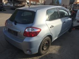 Toyota Auris 1.3i, снимка 9
