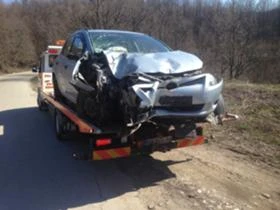 Toyota Auris 1.3i, снимка 5