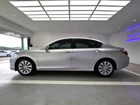 Honda Accord 2.4 9Th Generation, снимка 4