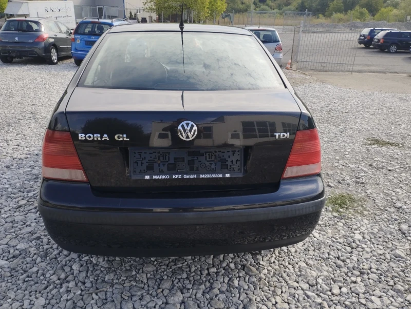 VW Bora 1.9-TDI* KLIMA* , снимка 3 - Автомобили и джипове - 47549766