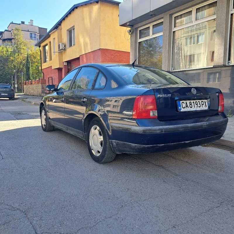 VW Passat 1.8 газ , снимка 3 - Автомобили и джипове - 48277758