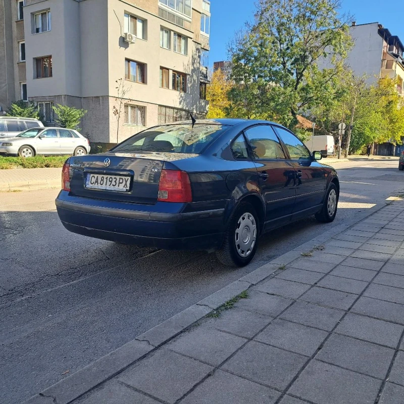 VW Passat 1.8 газ , снимка 5 - Автомобили и джипове - 48277758