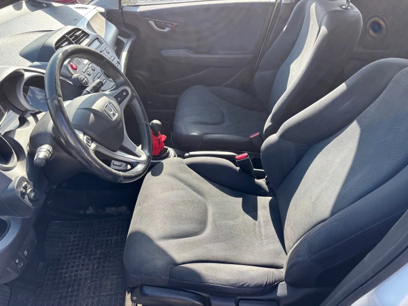 Honda Jazz 1.4, снимка 2 - Автомобили и джипове - 48995410