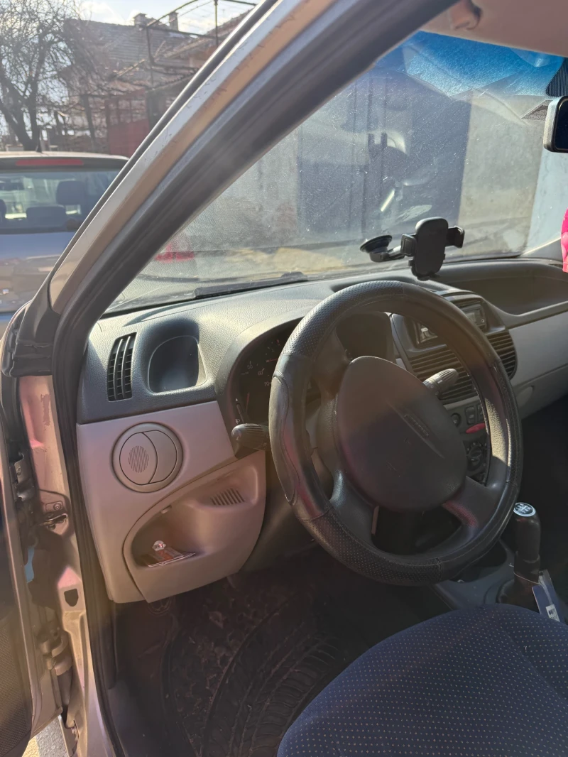 Fiat Punto, снимка 6 - Автомобили и джипове - 49098238